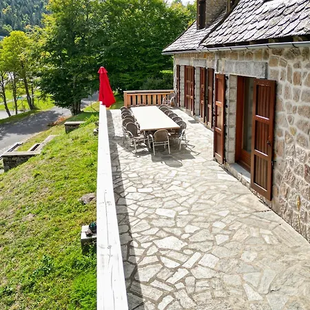 Maison Auvergnate Lioran - Pied Des Pistes 14pers - 5ch - 5 Sbd * Laveissière